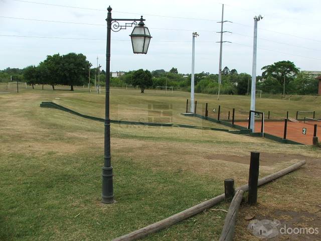 EXCEPCIONAL TERRENO EN VENTA CON INSTALACIONES - 1