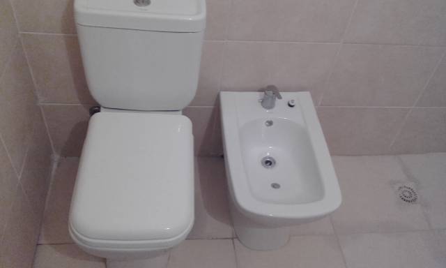 La Blanqueada. Luminoso apto. de 2 dormitorios, 2do. piso por escalera - 7