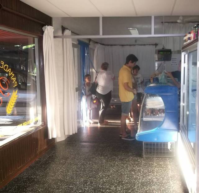 Vendo Panadería + Casa + Maquinaria - 2