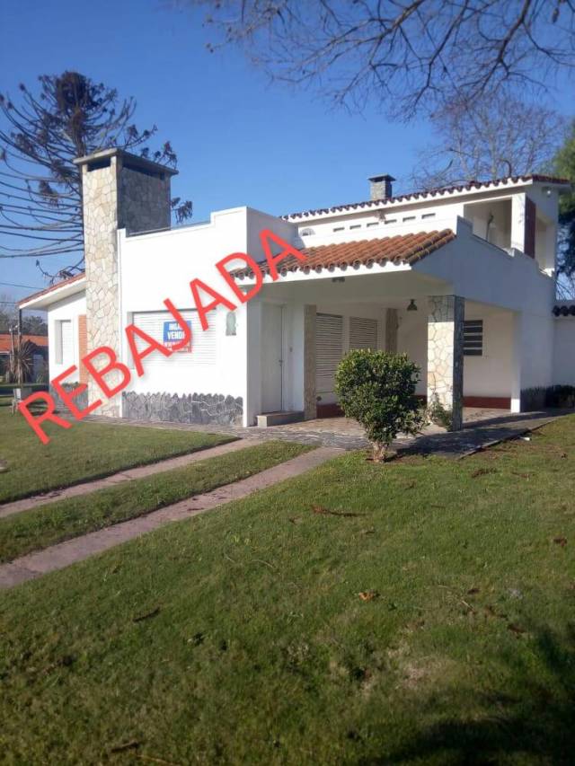 VENDO HERMOSA CASA EN BALNEARIO LA FLORESTA - 2