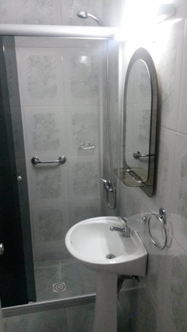 Excelente negocio como vivienda o escritorio!! En el centro comercial de Rivera - 3