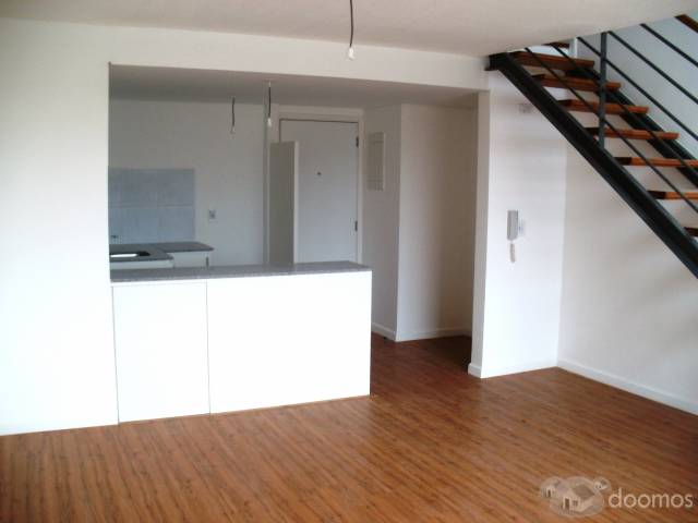 Apto duplex de un dormitorio - 1