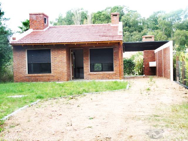 #Playa Verde casa a estrenar a 1 cuadra playa Lamas, 2 dorm y demás USD 180.000 - 1