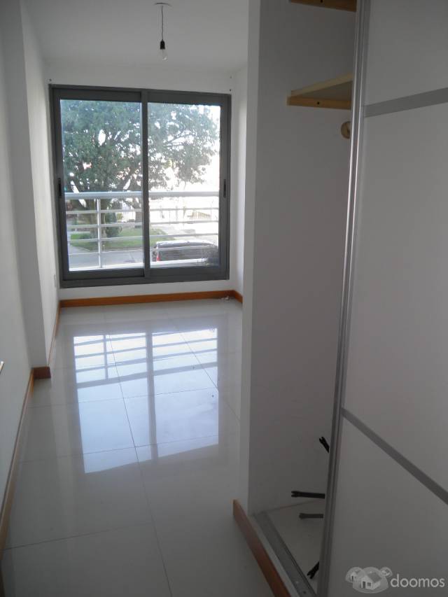 Alquiler de Apartamento en Malvin. Ref: 233 - 4