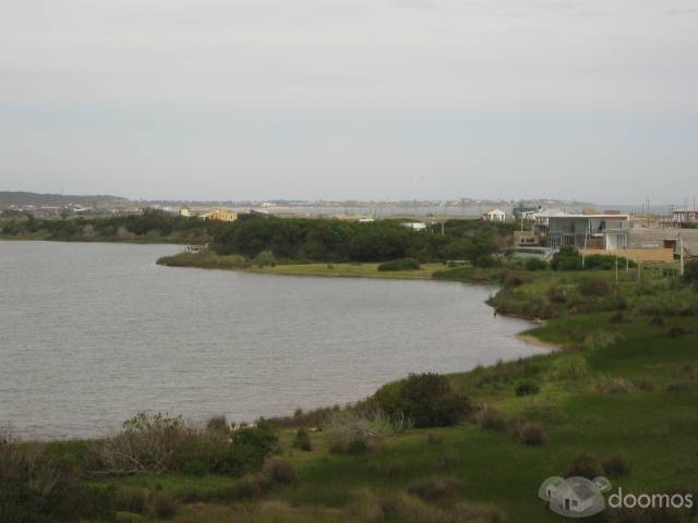 VENDO TERRENO EN JOSE IGNACIO, SANTA  MONICA - 1