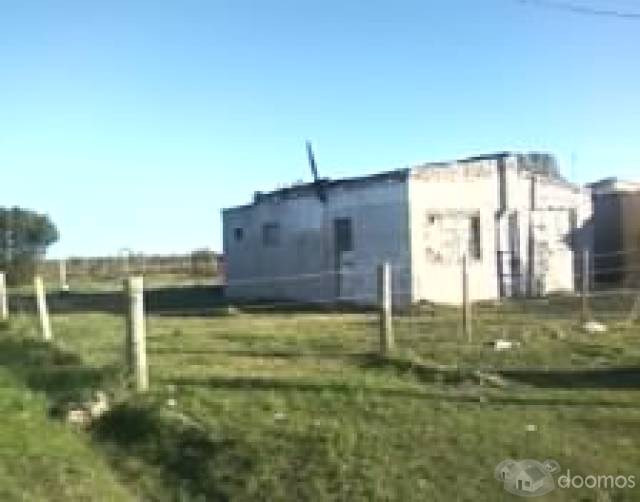 VENDO URGENTE POR VIAJE CASA CON MEJORAS ESTACIÓN ATLÁNTIDA - 1