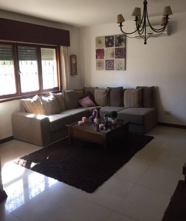 Excelente casa en Barrio Beulieu - 3