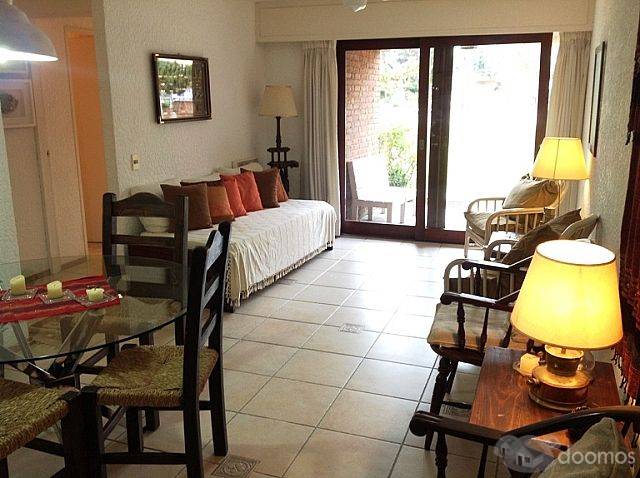 Apartamento de 2 dormitorios muy cerca de Playa Mansa - 1