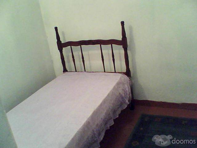 Casa en muy buena ubicación, a media cuadra de la principal y a la entrada de Salto. Muy buen estado. - 4
