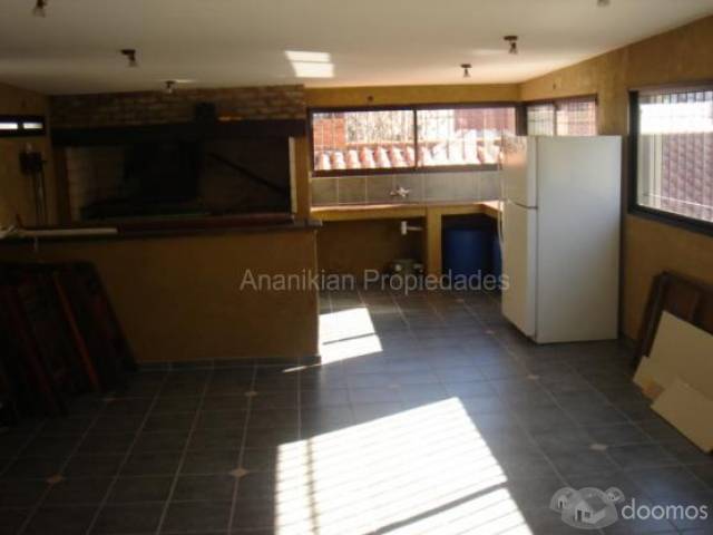 CASA A LA VENTA EN POCITOS NUEVO - 3