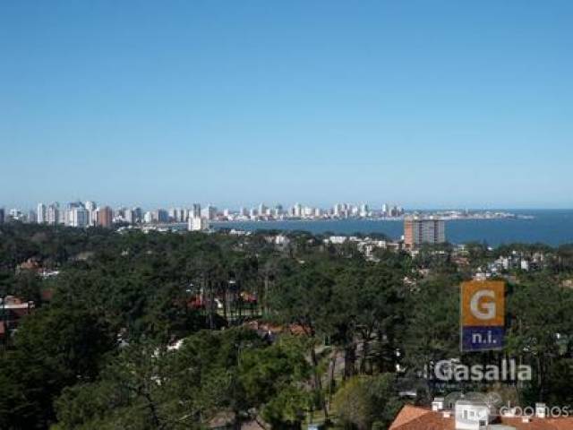 Apartamento con excelentes vistas