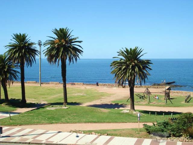 ALQUILER TEMPORARIO MONTEVIDEO URUGUAY APARTAMENTO VISTA RAMBLA POCITOS - 2 DORMITORIOS - SHORT LONG TERM RENT - 7