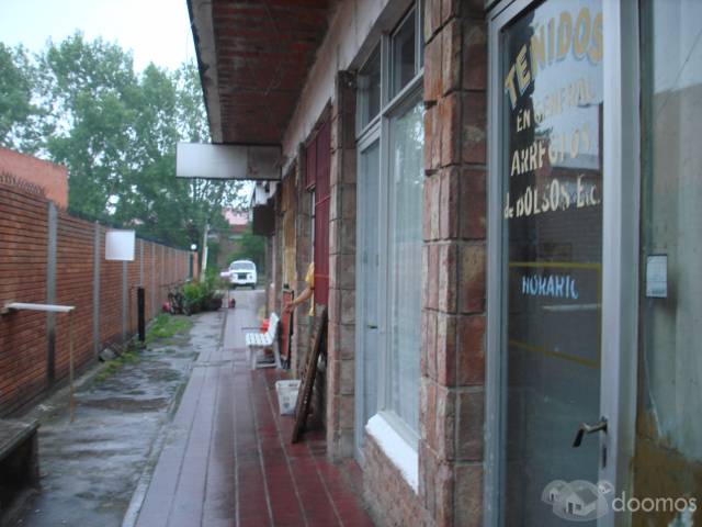 ALQUILO LOCALES EN GALERIA COMERCIAL, MONTEVIDEO - 4