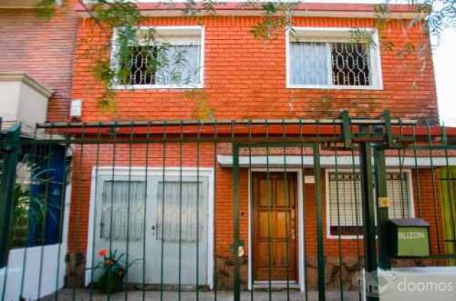 VENTA DE CASA 2 PLANTAS - 1