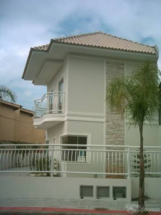 En PLAYA CANASVIEIRAS-FLORIANÓPOLIS-BRAZIL-Casa en Condominio c/Financiamiento p/Extranjeros - 2