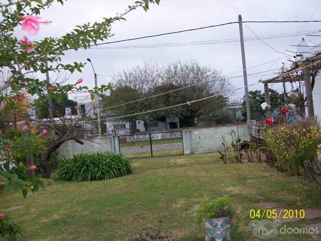 Casa con quinta en centro cultural y deportivo de Piedras Blancas - 8