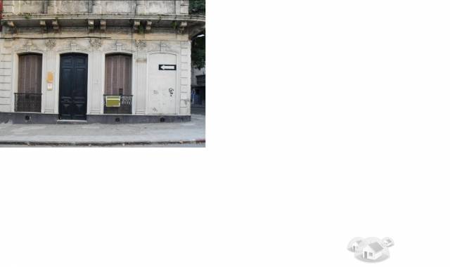 Vendo casa en esquina , ,buen punto a pocas cuadras de f.crespo y av.libertador