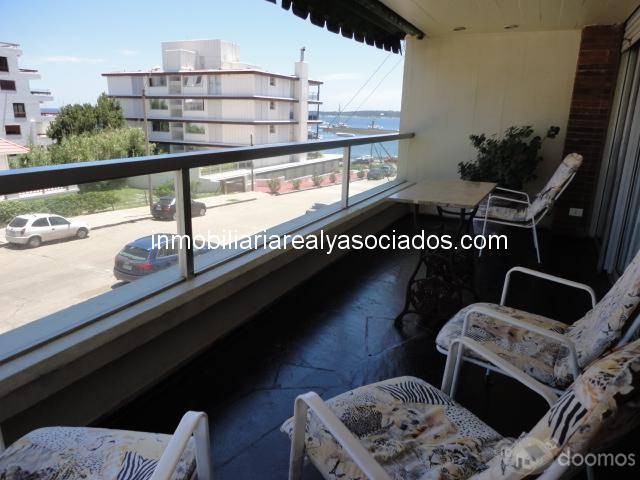 Oportunidad! departamento en punta del este a 1/2 cuadra de la rambla.. - 3