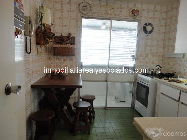 Oportunidad! departamento en punta del este a 1/2 cuadra de la rambla.. - 8