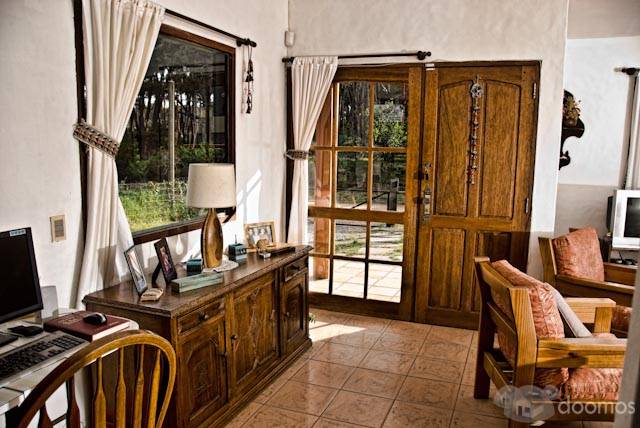 Vendo casa en rincon del indio , 1000 metros de terreno a 4 cuadras del mar. - 2
