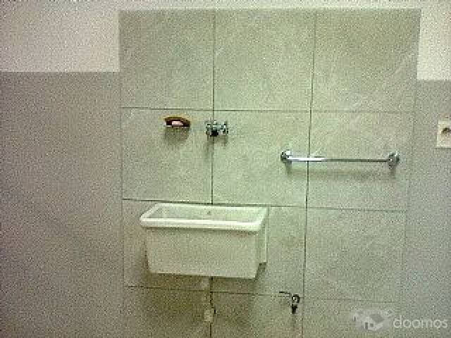 Casa y Local Comercial - 9