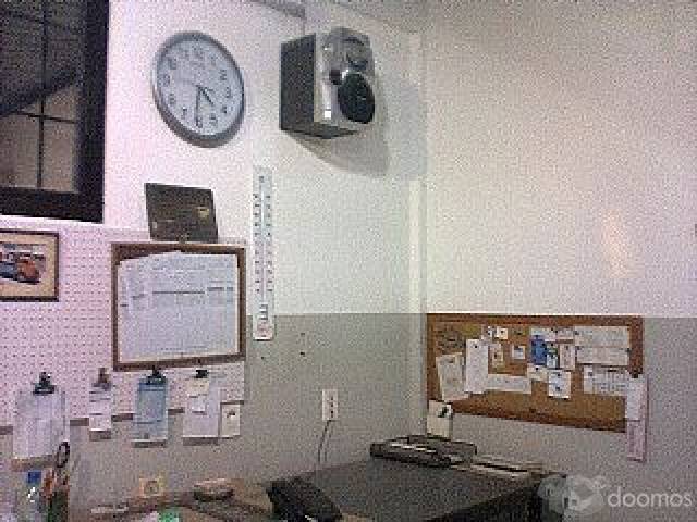 Casa y Local Comercial - 10