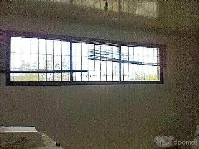 Casa y Local Comercial - 11
