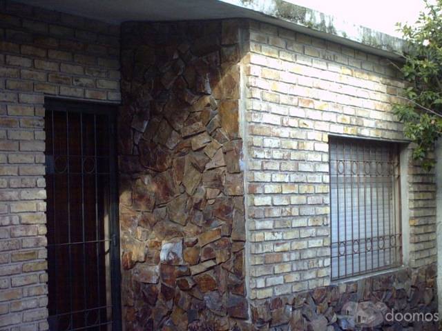 Dueño vende casa en barrio Villa Española - 1