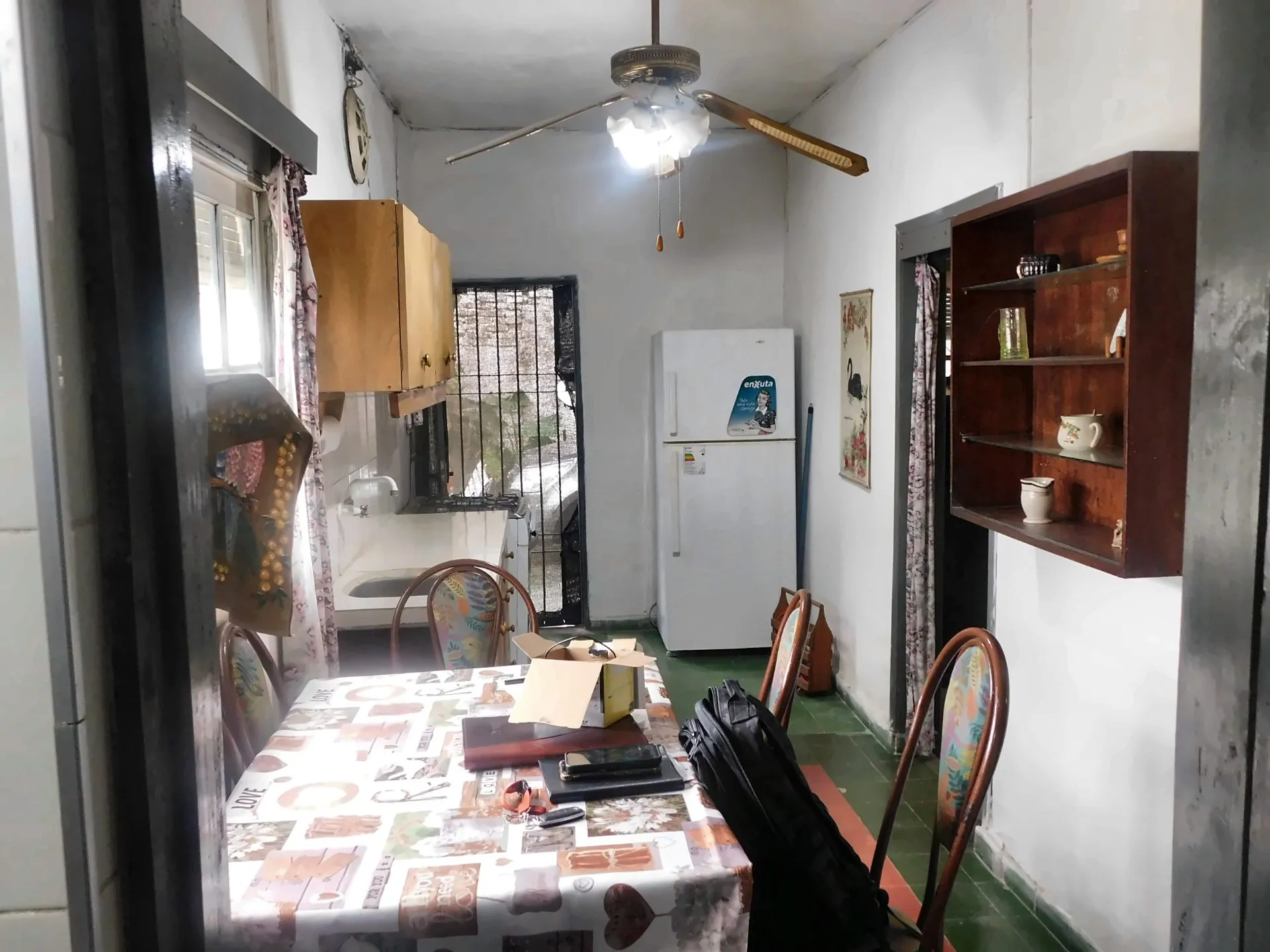 Casa sólida y acogedora con gran potencial en Las Piedras - 6